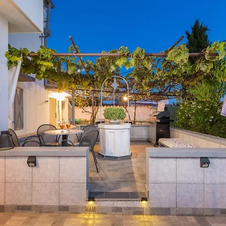 Dioniza By Villsy- With Private Pool And Jacuzzi Villa *