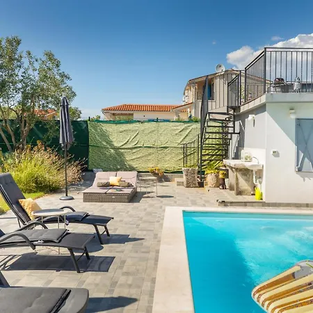 Dioniza By Villsy- With Private Pool&jacuzzi Willa